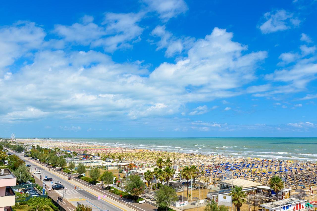 Hotel Audi Frontemare Rimini Ngoại thất bức ảnh
