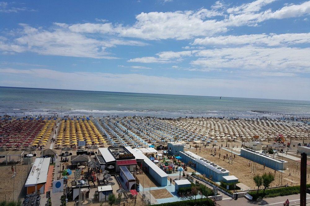 Hotel Audi Frontemare Rimini Ngoại thất bức ảnh