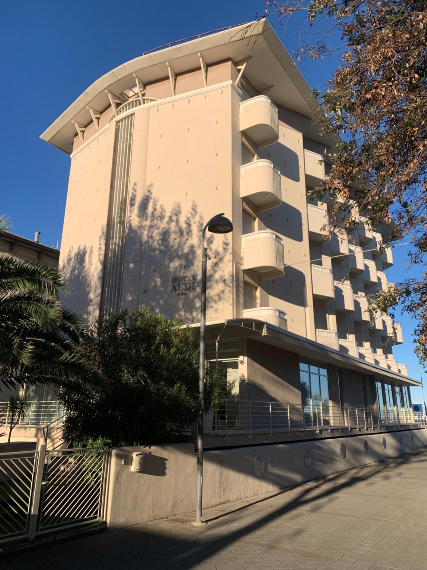 Hotel Audi Frontemare Rimini Ngoại thất bức ảnh